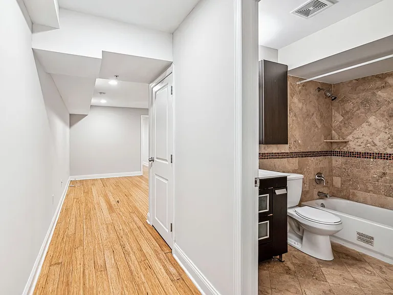 1633 Carpenter St #A — Photo 20