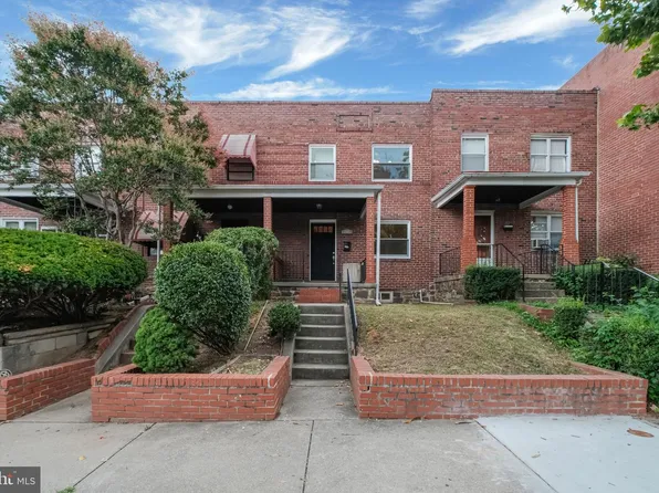 245 S Clinton St, Baltimore, MD 21224