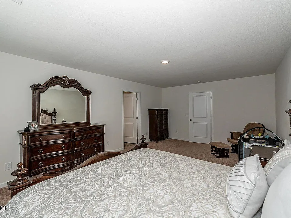 1606 River Poppy Rd