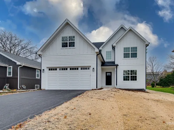 0N634 Knollwood Dr, Wheaton, IL 60187