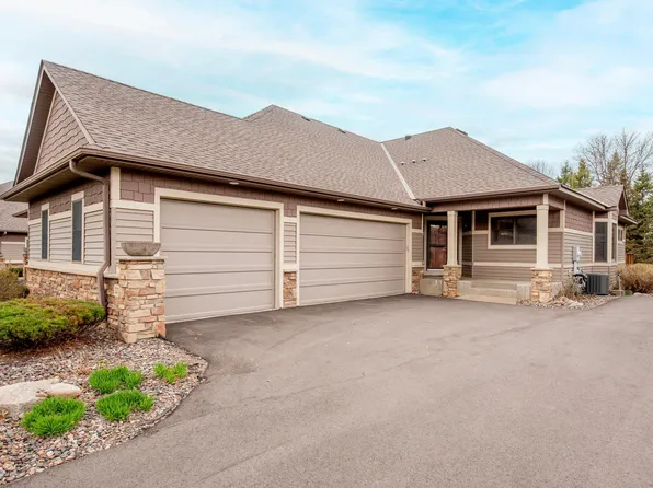 1276 Holly Ave N, Oakdale, MN 55128