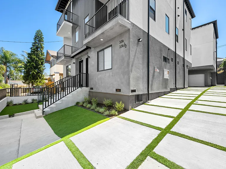 336 N Reno St — Photo 5