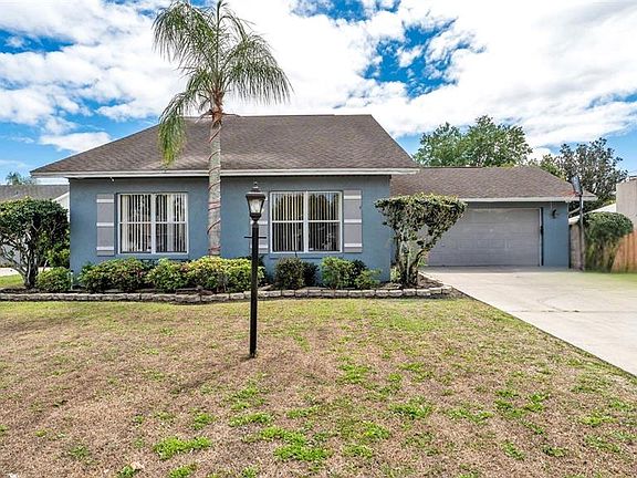 3rd image of 2221 Eastmeadows Rd