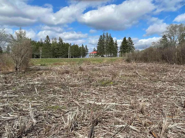 13 Riverbend Dr #10-2, Brookdale, NS B4H 3Y1