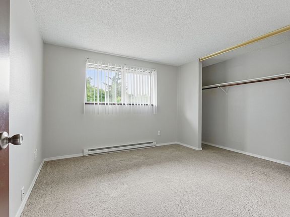 5th image of 8615-8633 SE Insley St #8631