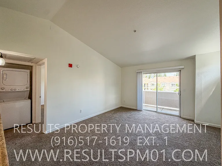 885 Halidon Way #1023 — Photo 4