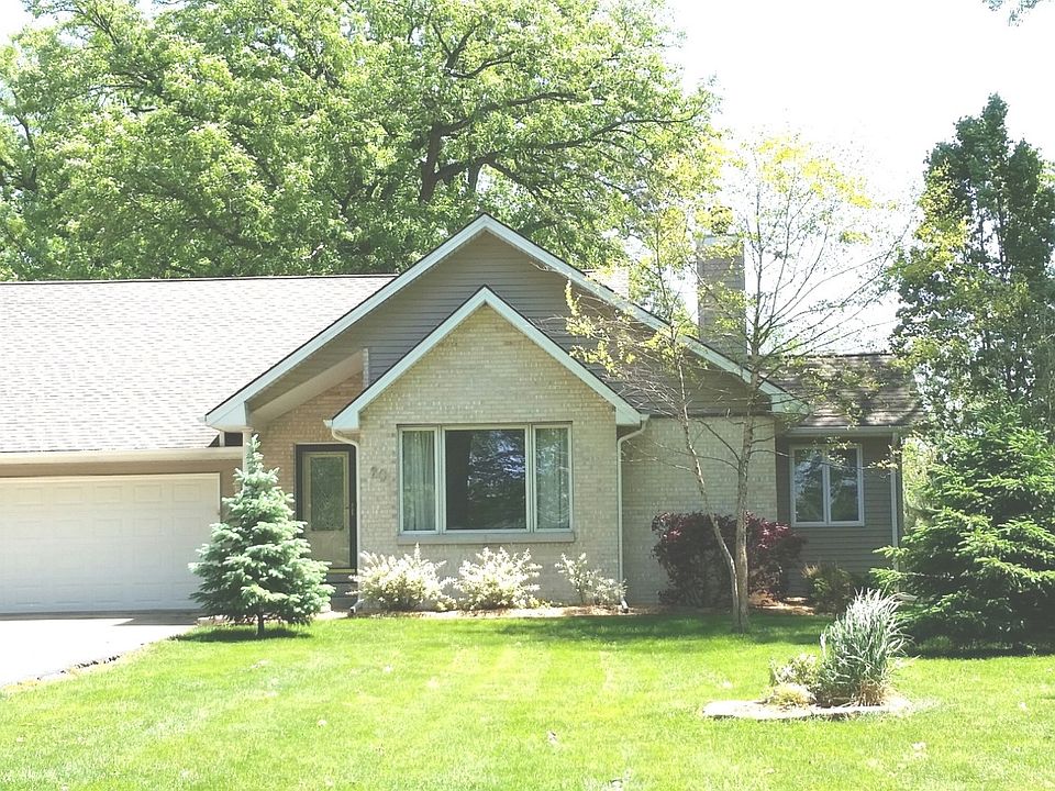 1st image of 20 Elmwood Dr