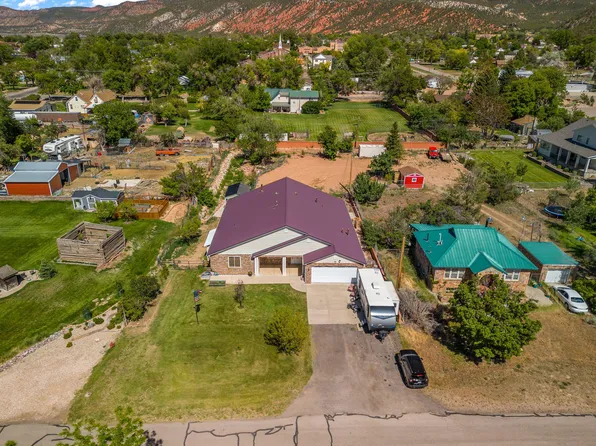 45 S 300 W, Parowan, UT 84761