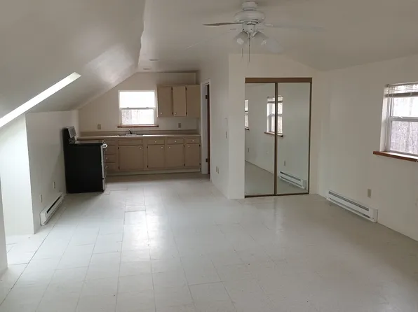 132 Benfield Rd, Macungie, PA 18062