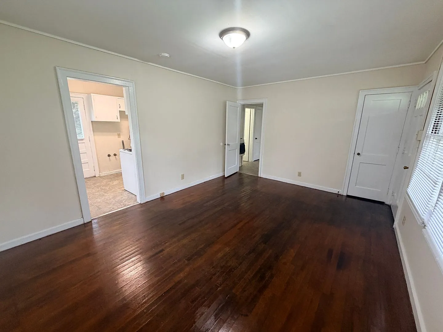 Charming 2-Bed, 1-Bath Home in the Heart of Valdosta! — Photo 4