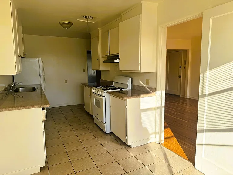 3105 High St — Photo 25