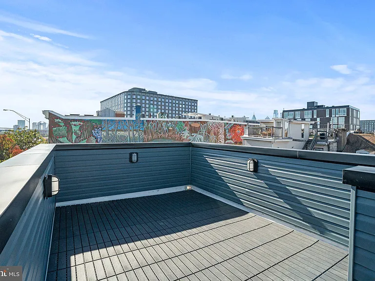 150 Fairmount Ave #2 — Photo 22