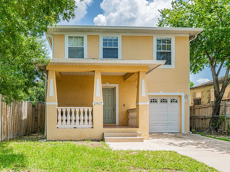 2907 W Chestnut St — Photo 11