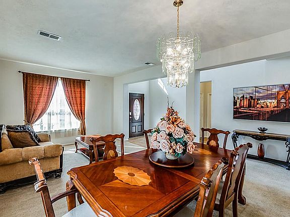 5th image of 16746 Dellwood Springs Dr