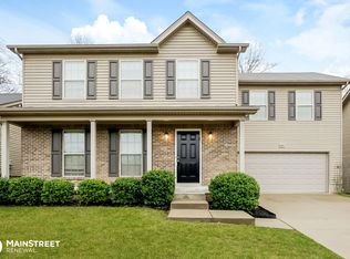 9217 River Trail Dr, Louisville, KY 40229