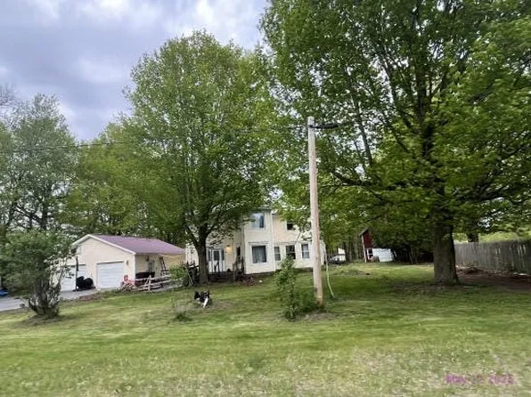 188 Blackman Corners Rd, Mooers Forks, NY 12959