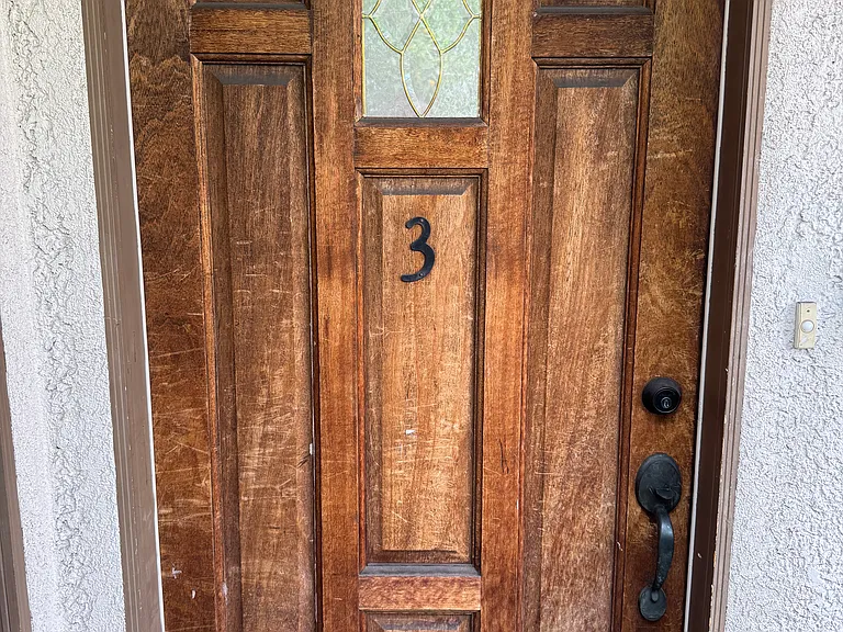 5401 W Olympic Blvd #3 — Photo 32