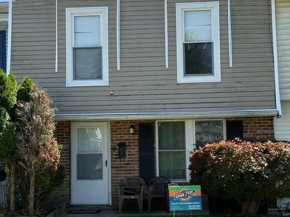 9 Melwood Ct, Sicklerville, NJ 08081