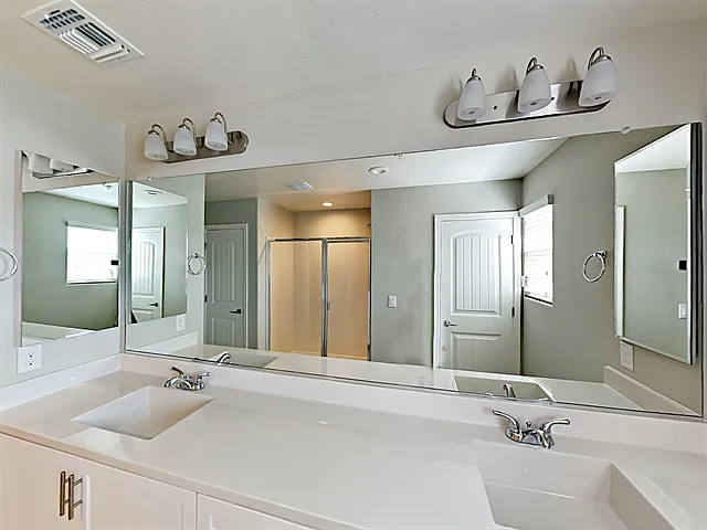 20785 W Thomas Rd — Photo 6
