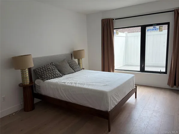 52-16 Roosevelt Avenue #2C, Woodside, NY 11377