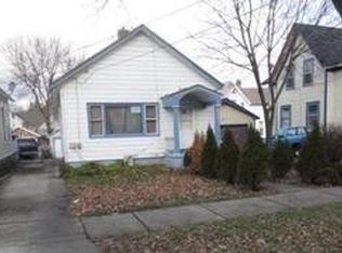 440 Fulton St, Elgin, IL 60120