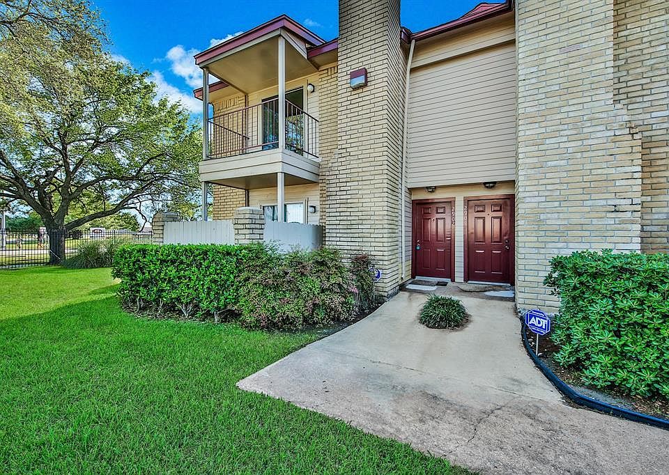 1st image of 2120 El Paseo St APT 2902