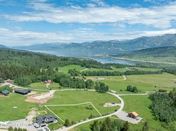 7 Alpine Meadow Loop #6, Alpine, WY 83128
