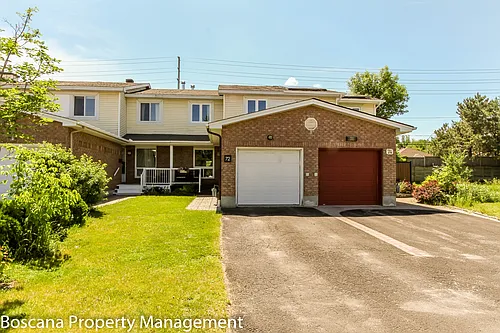 72 Burlington Cres #1 Photo 1 72 Burlington Cres #1 Photo 1