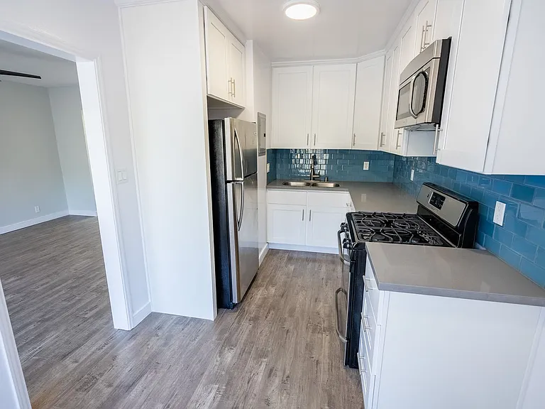 123 California Ave — Photo 17