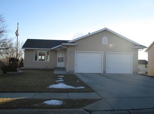 1019 Sycamore St, Wayne, NE 68787