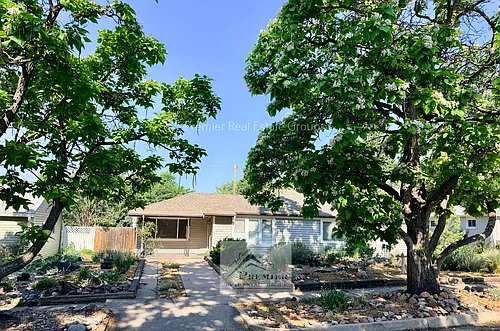 2140 Robin Dr Photo 1