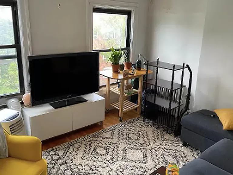 126 N 5th St #3 — Photo 3