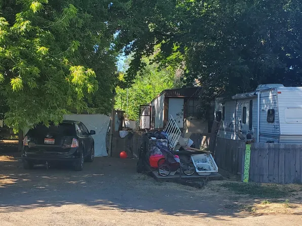 328 & 326 W Avenue G, Jerome, ID 83338
