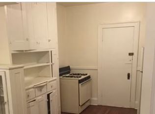 1724 Middlehurst Rd #105, Cleveland, OH 44118