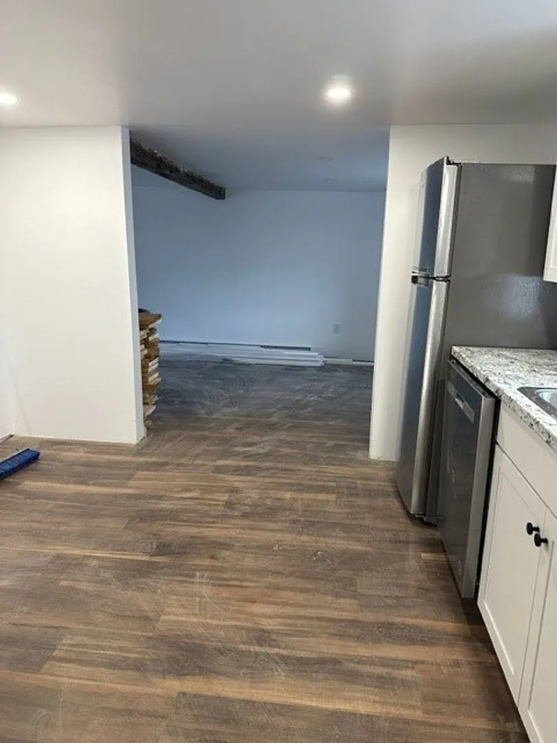 129 East Market Street — Photo 3