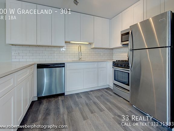 2nd image of 800 W Graceland Ave #301