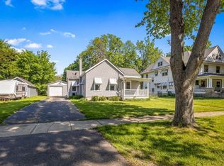 311 W Perry St, Belvidere, IL 61008
