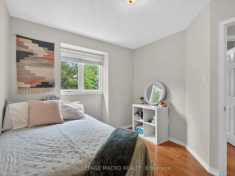 2215 Cleaver Ave #2 — Photo 17