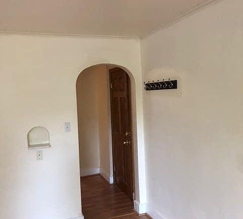 Kitchen to Living Room Doorway