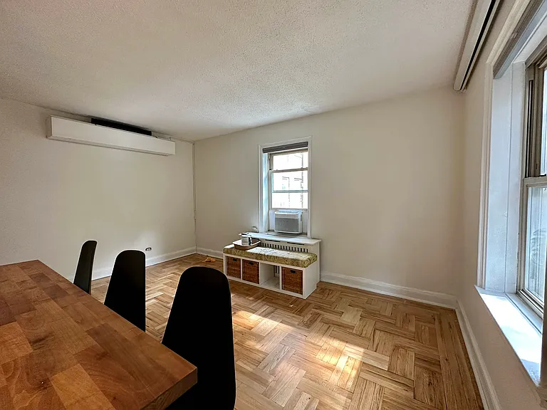 48-50 44th St #2B — Photo 8