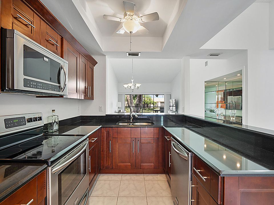 Home For Sale In Meadowridge