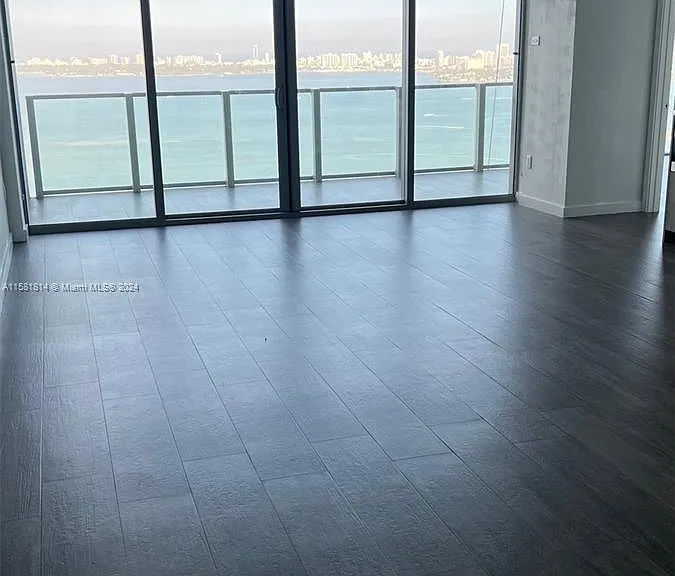 2900 NE 7th Ave #3404 — Photo 3
