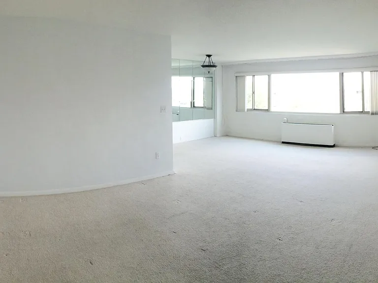 4600 Connecticut Ave NW #932 — Photo 8
