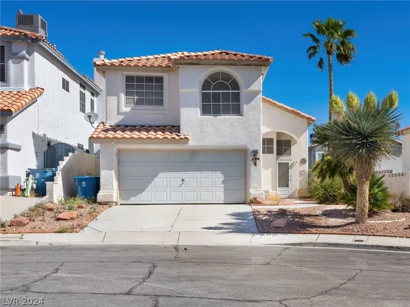 8332 Pendragon Cir, Las Vegas, NV 89145