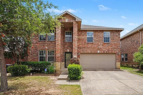 2324 Cavalry Dr Photo 1