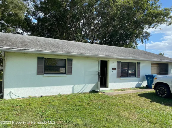 6456 Robinswood Ave, Brooksville, FL 34602