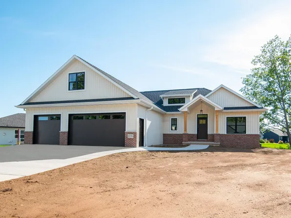 3224 Eclipse Dr, Green Bay, WI 54311