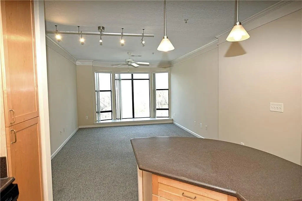 Building Photo - 400 17th St NW #2305
