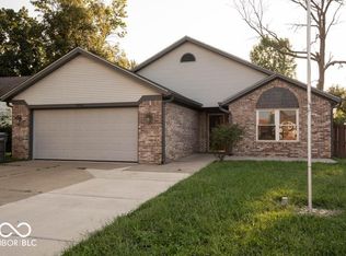 8914 Summer Walk Dr W, Indianapolis, IN