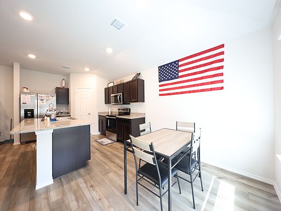 5th image of 2516 Torbensen Ct